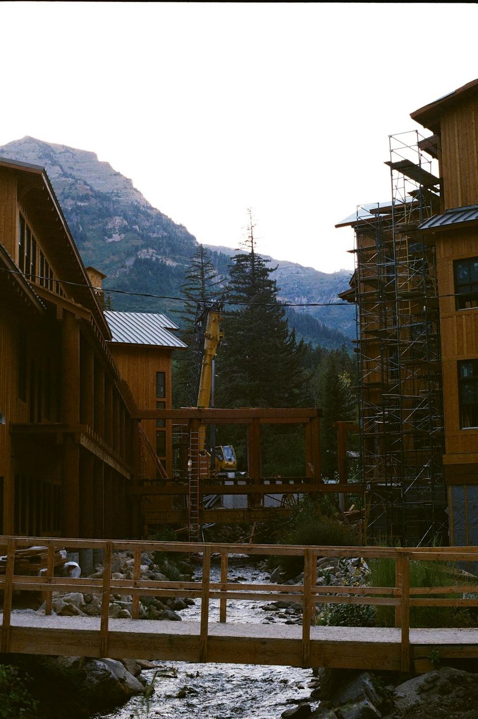 Family Mountain Lodge